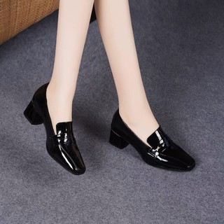 Loafers Bằng Sáng Chế Da Giữa Cao Gót Giày 2025 Phong Cách Mới Thu Đông Da Thật Dày Gót Da Nhỏ Giày Da Loafer Nữ Phong Cách Anh Slip-On