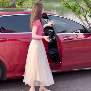 Váy lưới hồng đỏ vai trần phong cách phương Tây, phù hợp mùa hè
