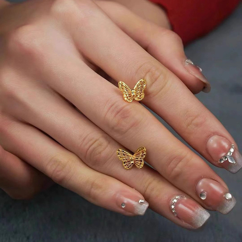 Bông tai bướm vàng 18K - Quà tặng trang sức nữ không gây dị ứng