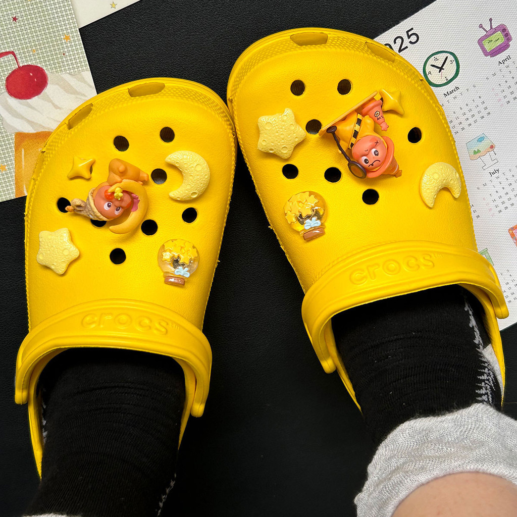 Phụ kiện Crocs Pop Mart Star People: hoa lỗ cao cấp, dễ thương, có thể tháo rời, dùng cho giày lỗ