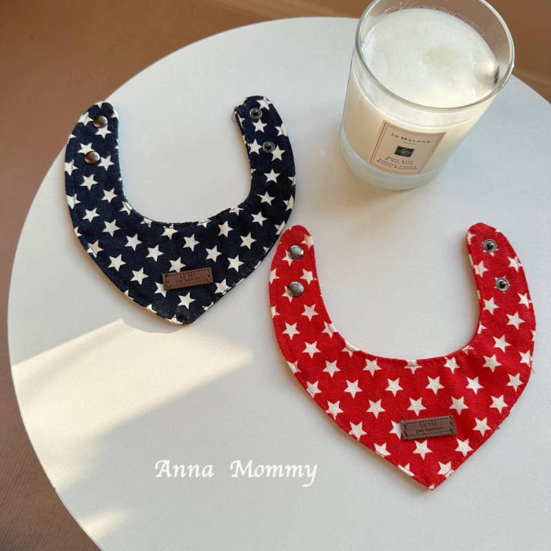 【Ready Stock】 Pet Dog Scarf Teddy Bichon Cute Triangular Binder Saliva Towel Small Dog Scarf Cat Muppet British Shorthair Collar iD75