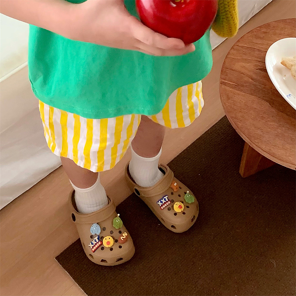 Chống Trơn Trượt Thoáng Khí Trẻ Em Lỗ Giày Sandal Quái Vật Nhỏ Dép xỏ ngón Dép Đế Mềm Chống Trơn Trượt Dép Trẻ Em Dép Trẻ Em S