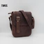 Túi đeo chéo nam DB12, chất liệu da bò, form dáng trẻ trung. Kích thước 23 × 17 × 5 cm
