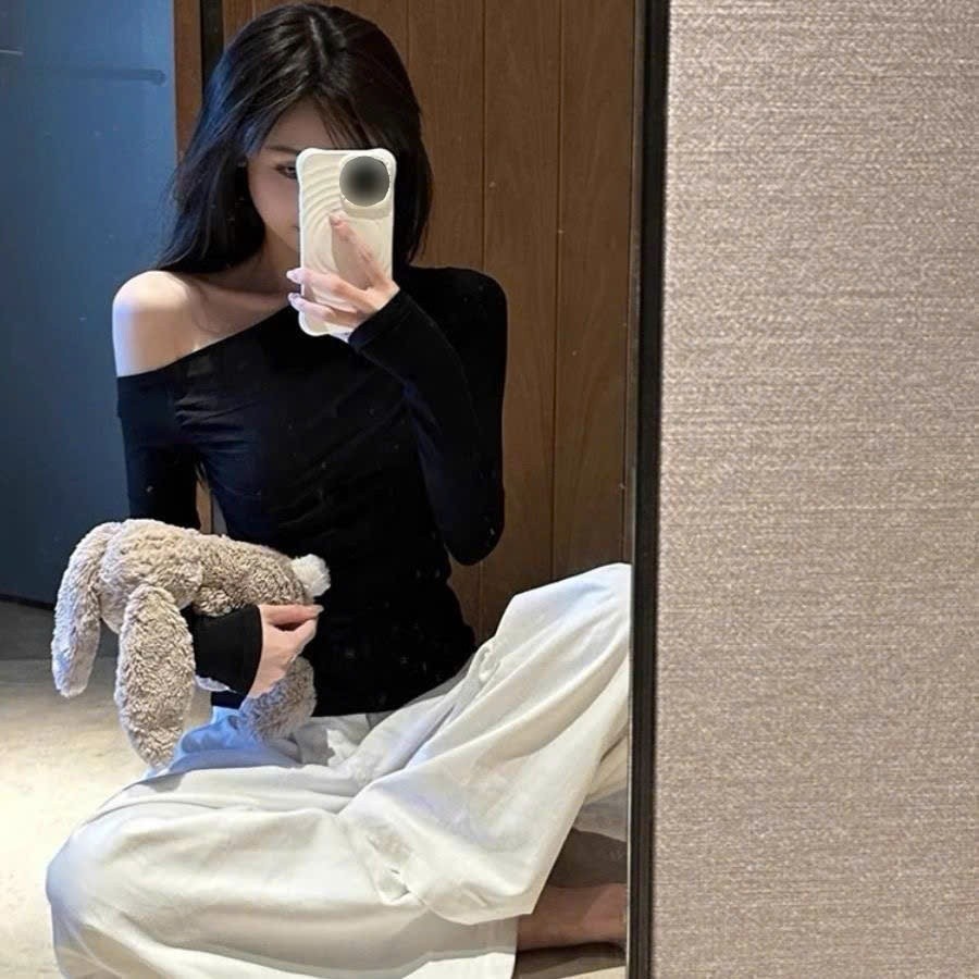 Áo thu đông cách điệu trễ vai dài tay ôm body chất liệu co giãn phong cách trẻ trung BA SP346