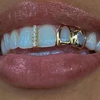 Lưới tản nhiệt răng RISEDOT Hip Hop với thiết kế trái tim rỗng sáng bóng, phong cáchpunk đồng màu vàng