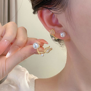 Bông tai hình hoa Tulip không gây dị ứng, phù hợp làm phụ kiện cho phù dâu và hẹn hò