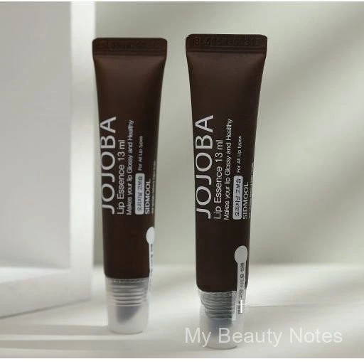 Korean JOJOBA Lip Balm Jojoba Oil Royal Jelly Hydrating Moisturizing and Nourishing Essence Female Lip Gloss Lip Balm Lip Gloss SVQP