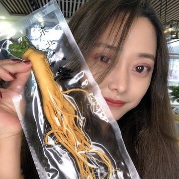 Sâm Tươi Trường Bạch Có Hoa Nhân Sâm Tươi Ủ Rượu Nguyên Củ Loại Lớn Đến 50gr Tăng Cường Sức Khoẻ Sâm Đế Vương