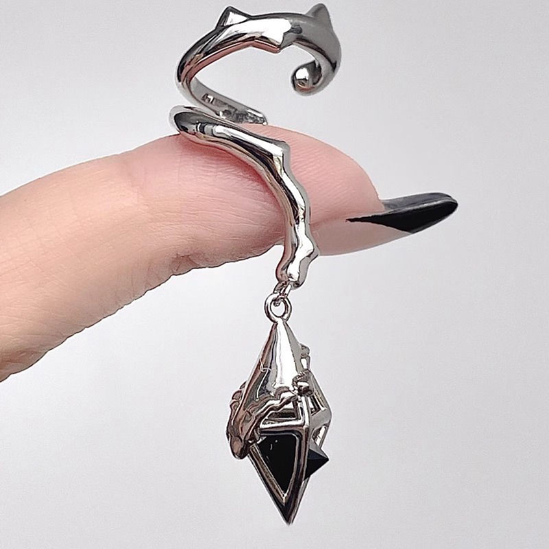 Bông tai đinh tán zircon kim loại đen với thiết kế cuộn dây không đều