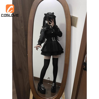 Đầm top và váy ngắn phong cách gothic cá tính, phù hợp hẹn hò mùa hè