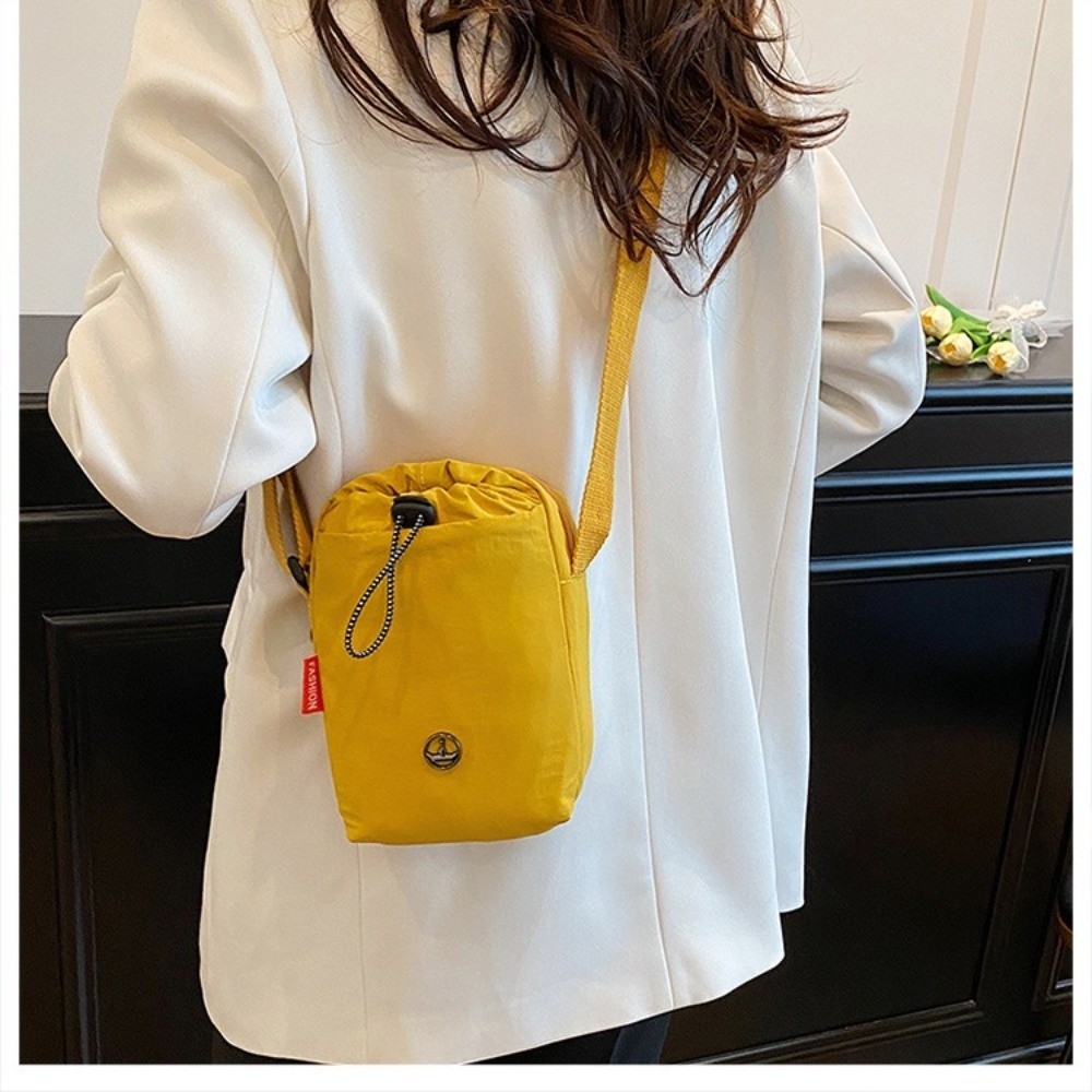 Túi đeo chéo HAPPYNOOK, Túi đeo vai đơn phong cách thể thao bằng vải Nylon, Dây rút màu trơn thời trang Túi nhỏ thông thường Unisex