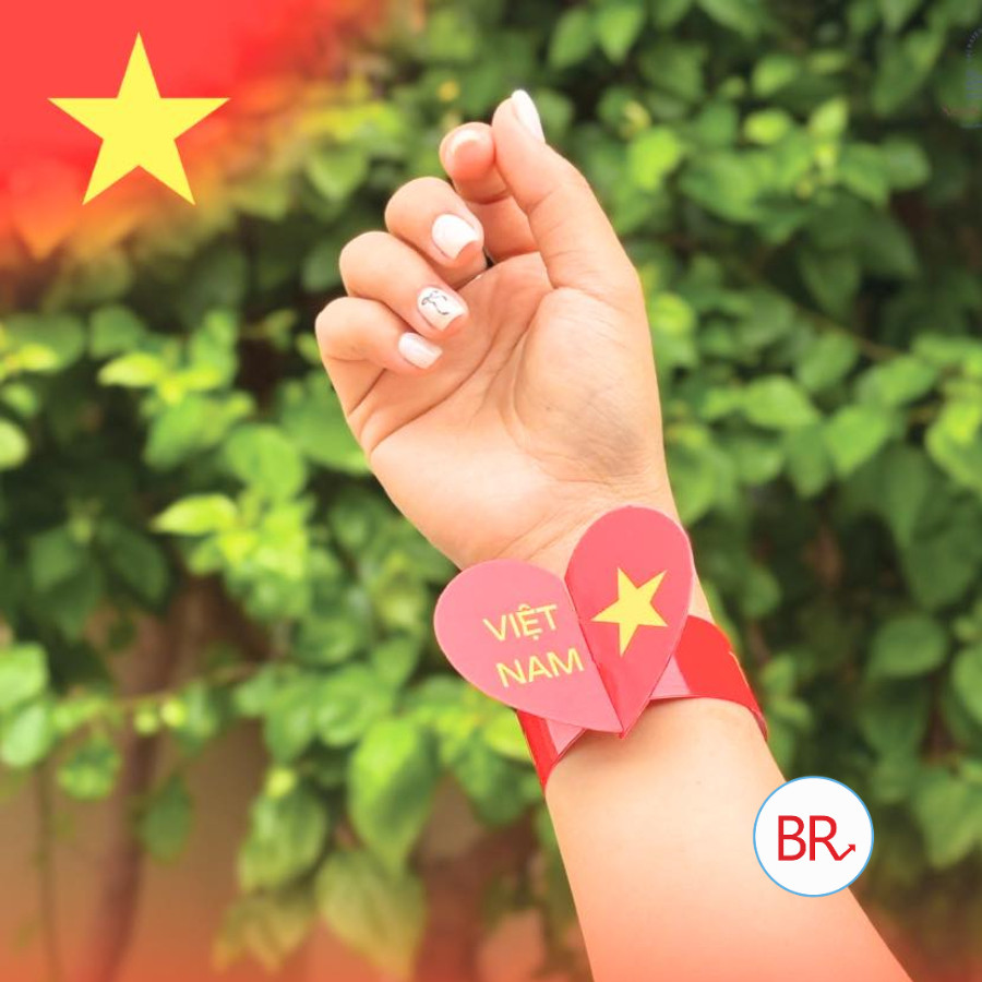 có sẵn- hỏa tốc hcm]Combo 10 Vòng đeo tay Tôi yêu Việt Nam- Phụ kiện check in thể hiện lòng yêu nước ngày Quốc Khánh 2/9