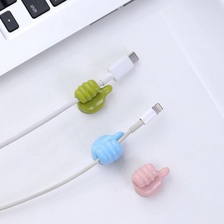 Móc Không Đục Lỗ Dễ Thương Liền Mạch Ba Móc Tường Mạnh Dán Ký Túc Xá Nhà Bếp Tự Dính Xoay Tường