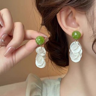 Bông tai tua dài vỏ nữ 2024 bông tai xanh sang trọng nhẹ mới