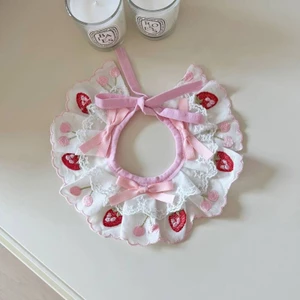 【Ready Stock】 Cute Strawberry Cherry Cat Scarf Lace Scarf Cat Saliva Towel Vintage Pastoral Style Dog Bib Decoration qVC9