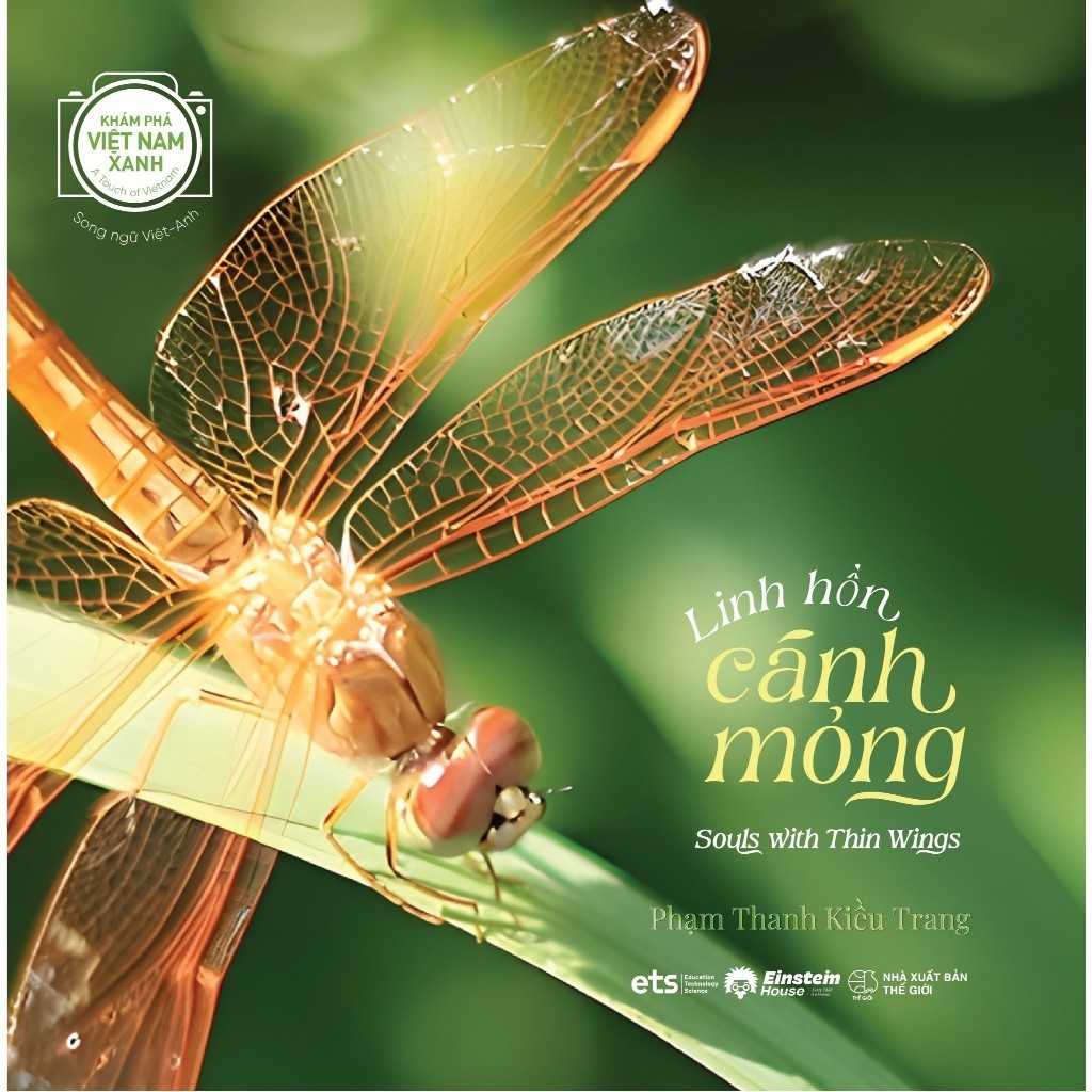 Bộ Sách Song Ngữ Việt - Anh: Khám Phá Việt Nam Xanh (A Touch of Vietnam): Linh Hồn Cánh Mỏng + Hành Tinh Biển (ETS)