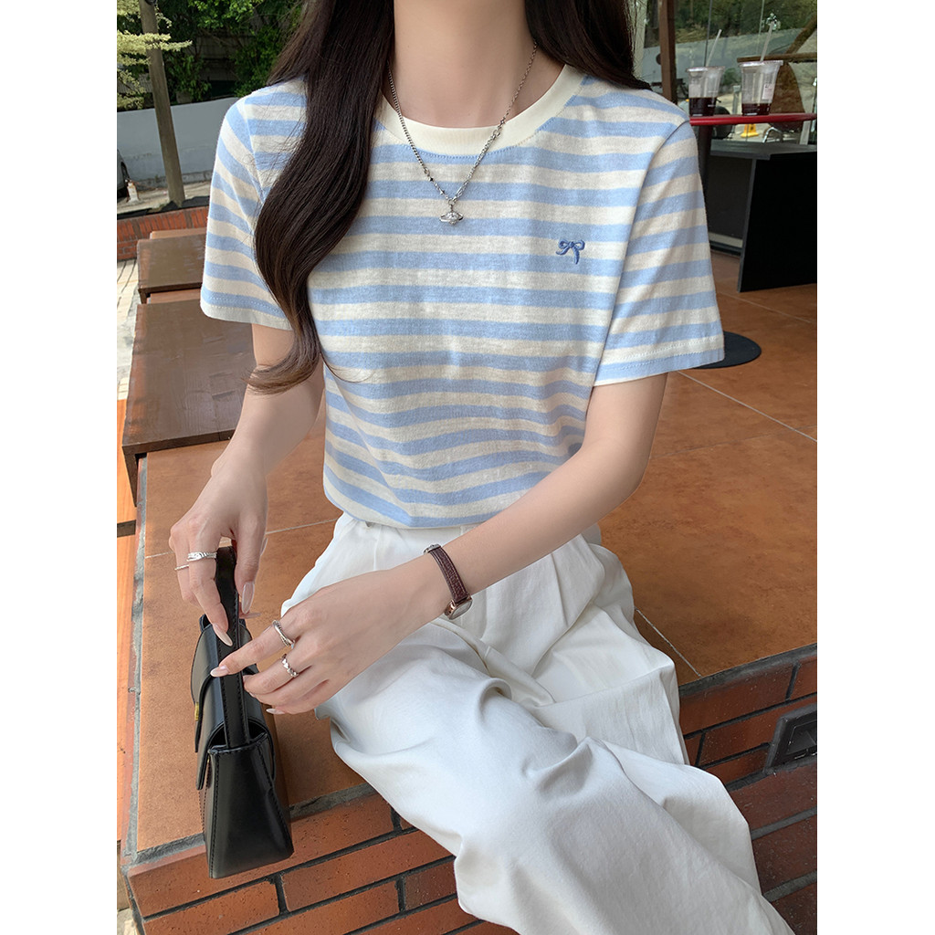 SUXI Áo thun Cotton thêu nơ sọc cổ điển Áo thun nữ mới 240727