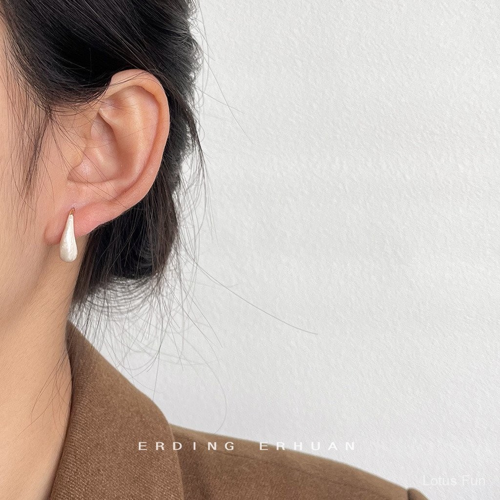 Pháp thanh lịch khí chất kem nhỏ giọt hình bông tai thời trang đi lại cao cấp cảm giác nhẹ sang trọng thả kính tai trang trí
