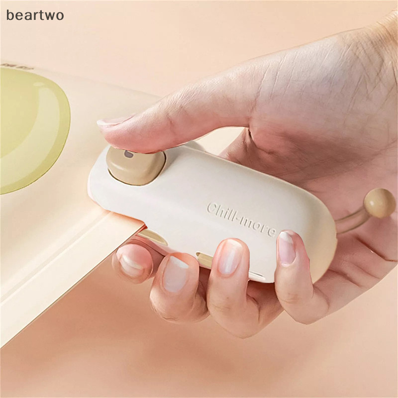< Beartwo > Máy niêm phong nhỏ Máy niêm phong túi 2 trong 1 cầm tay Túi ăn nhẹ Máy niêm phong nhiệt Máy niêm phong túi thực phẩm cầm tay Dụng cụ nhà bếp Đẹp