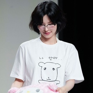Áo Thun Tay Ngắn Nguyên Chất Cotton Cho Chụp Ảnh Đường Phố Style ITZY của Huang Lizhi