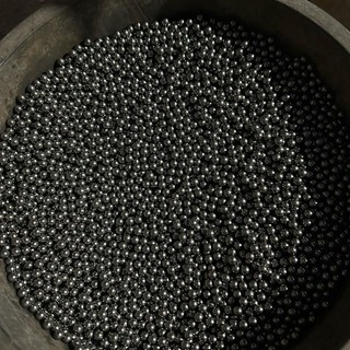 20kg bi sắt. Dùng làm trục xe đạp. Xe đạp điện. Bi có 3 size 6.35mm, 7mm, 8mm