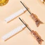 Stay ClumpFree Kéo dài Mascara Công thức chống mồ hôi với thiết kế bàn chải uốn cong