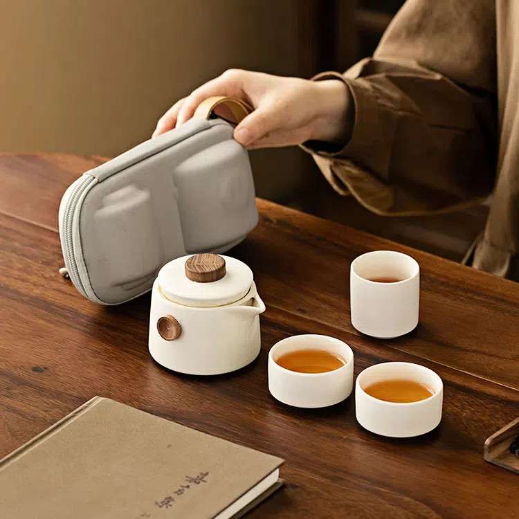 ✨Bộ Trà Du Lịch Retro Gốm Di Động Cốc Nhanh Một Nồi Hai Cốc Ấm Trà Gia Đình