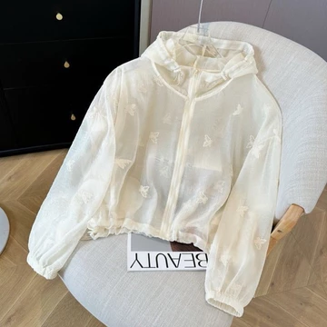 Áo khoác cardigan có mũ thêu mỏng 25 năm cho bé gái, áo khoác ngắn tay dài mùa hè mới, áo điều hòa, áo khoác ngoài, áo c