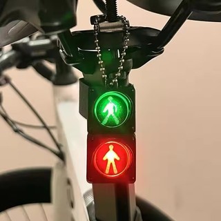 3D Đèn LED Giao Thông Móc Khóa Mô Phỏng Mặt Dây Chuyền Điện Tử Mini Đi Bộ Đồ Chơi Phát Sáng Trẻ Em Nhận Thức Đồ Chơi Quà Tặng