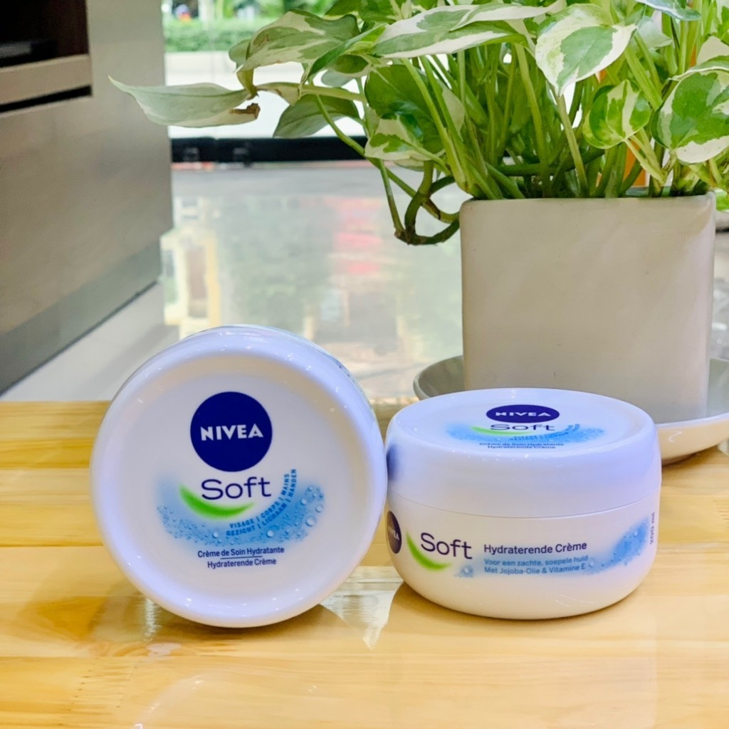 Kem dưỡng ẩm mềm mịn Nivea Soft 200ml full body, dưỡng thể trắng sáng số 1 thế giới