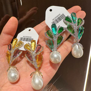 Hàn Quốc Sang Trọng Nhẹ Ngọc Trai Sang Trọng Dài Zircon Tinh Tế Thanh Lịch Bông Tai Bán Buôn
