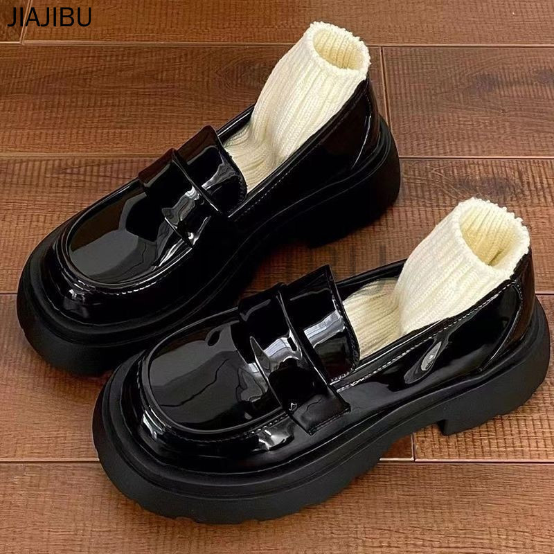 Size 35-43 Giày Đi Học Gót Dày Màu Đen Phong Cách Đại Học Anh Giày Nữ Cỡ Lớn Giày Lười Kéo Mũi Tròn Chống Trượt Y2K Nhật Bản JK Đồng Phục Giày Lolita Korean Fashion Platform Mary Jane Shoes 42 Casual Cosplay Doll Shoes Giày Da Nhỏ Giày Khiêu Vũ