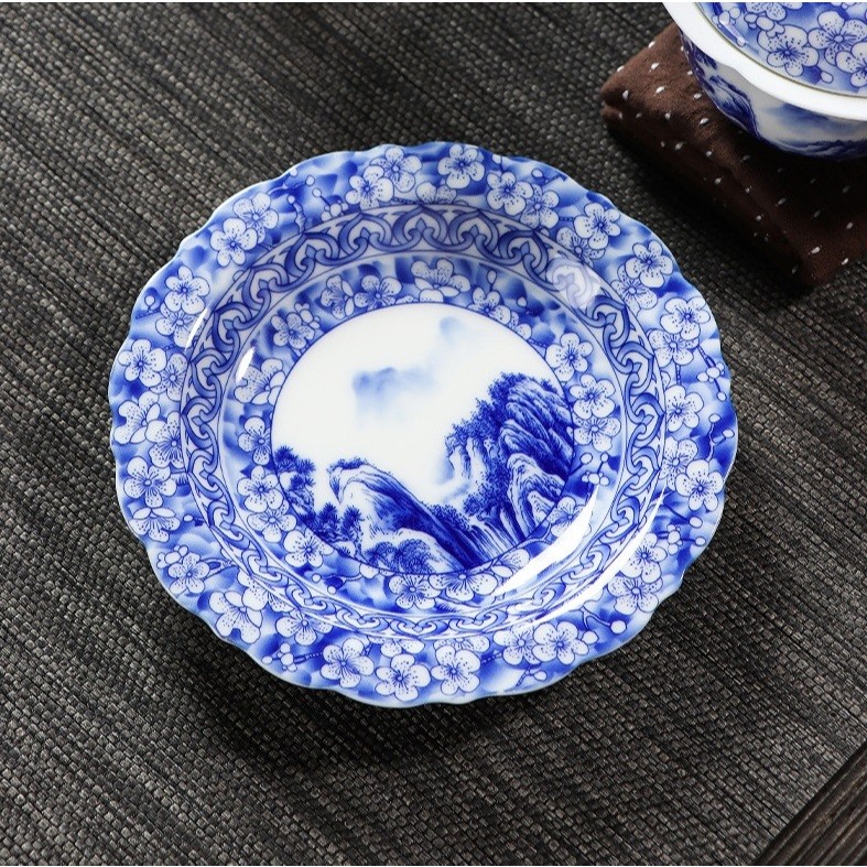 Chén Khải Tiềm Trà Họa Tiết Sơn Thủy Hữu Tình Mai Hoa 190 ml (Sứ Trắng Men Xanh Thanh Hoa)