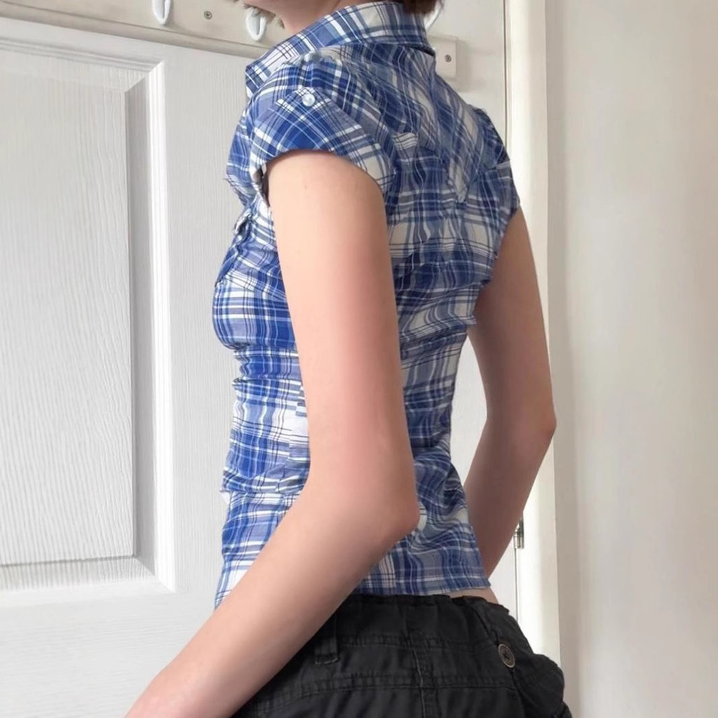 Áo sơ mi cổ chữ V phong cách Anh Quốc, thiết kế narrow-waist, phù hợp mùa xuân sang trọng