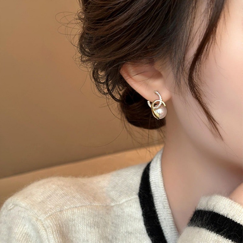 Bông Tai Ngọc Trại Giả Phong Cách Pháp Cao Cấp