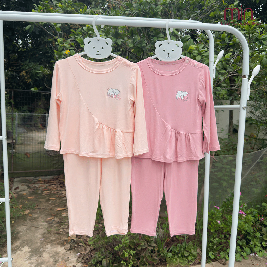 Bộ Thu Đông Dài Tay Bé Gái Anminaza Vải Sợi Tre Petit Mềm Mại Co Dãn 4 Chiều - Hàng Chính Hãng AMI0421