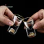 Thủy tinh pha lê Vodka Thủy tinh Sake Shochu Glass Bar Rượu mùi Lá vàng đôi đáy cốc trà thủy tinh Quà tặng cao cấp Rượu cứng [Mới]