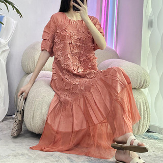 Miyake Xếp Ly Cao Cấp Công Nghiệp Nặng Thêu Nổi Đầm Cổ Tròn Rời Kích Thước Lớn Giữa Chiều Dài S