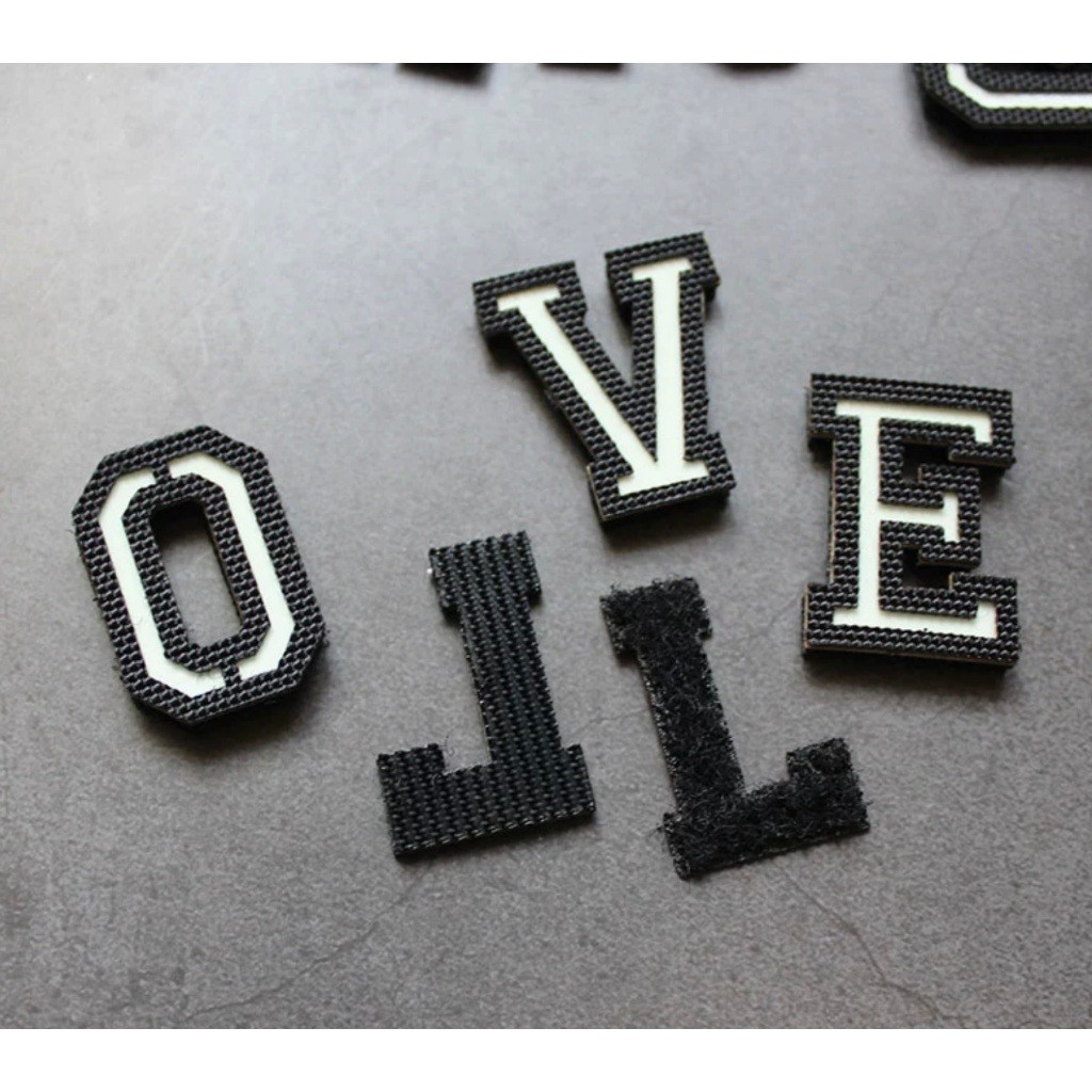 Patch_velcro chữ cái A-Z cắt laser phát sáng gắn ba lô_túi xách