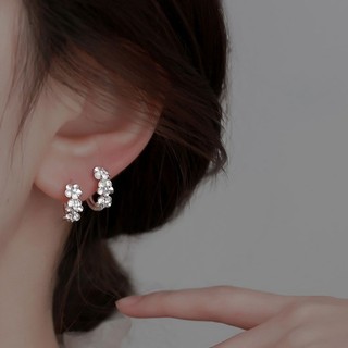Bông tai camelia mạ bạc S925 nhẹ và sang trọng, phù hợp làm phụ kiện trang sức cho nữ