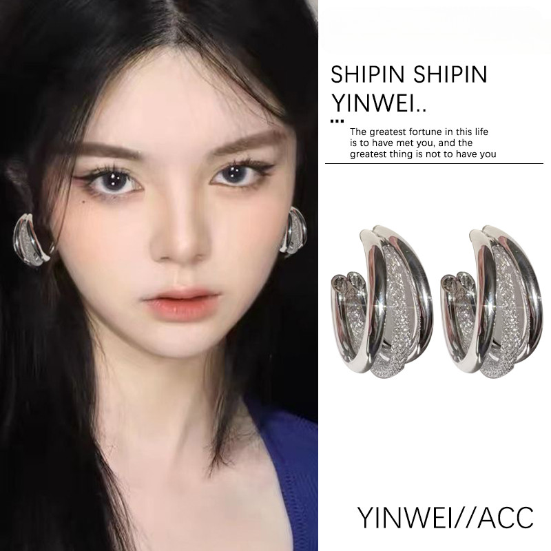 Bông tai nữ bạc cao cấp 2026 Bông tai đơn giản phong cách mới