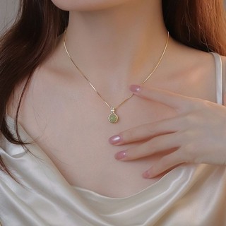 Vòng cổ nữ thời trang Hàn Quốc từ ngọc Hotan và xương đòn, màu sắc bền lâu