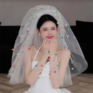 Mẫu mới khăn lau đám cưới có kẹp pompom ngọt ngào và phụ kiện veil lưới tulle bướm màu trắng