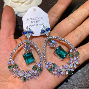 Bông tai dài thanh lịch hoa Hàn Quốc Zircon nhẹ sang trọng bán buôn