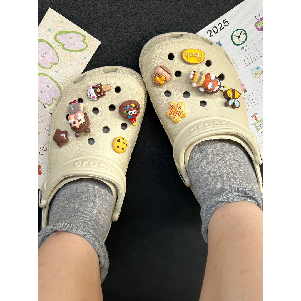 Phụ kiện Crocs Bubble Mart, dòng Crybaby, dễ thương, cao cấp, có thể tháo rời, dùng cho giày lỗ
