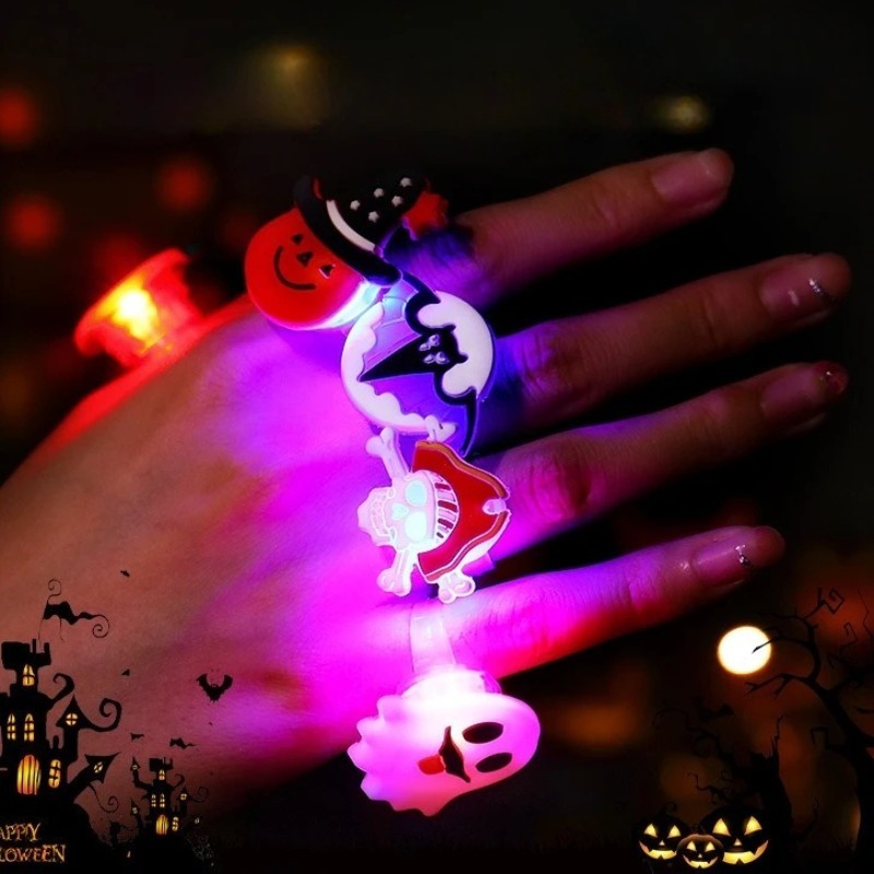 Halloween Sáng Tạo LED Dạ Quang Nhẫn Bí Ngô Ma Đầu Lâu Phát Sáng Đảng Trẻ Em Quà Tặng