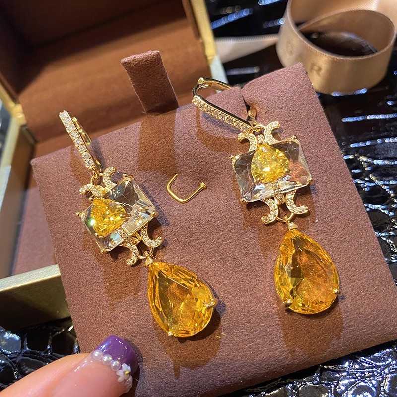 S925 Bạc Kim Ánh Sáng Sang Trọng Hình Thả Zircon Kim Cương Bông Tai Dài Sang Trọng Sang Trọng Sang Trọng Sang Trọng Sang Trọng Bông Tai Bán Buôn