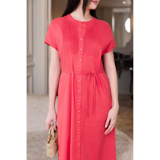 SWANLAKE | Váy Đầm Nữ Midi Suông Cổ Trụ Cài Nút Xếp Ly Vải Linen Dây Thắt Eo Xẻ Tà Công Sở D12752