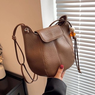 Thời Trang Phù Hợp Với Tất Cả Trận Đấu Túi Nhỏ Nữ 2024 Xuân Hè Phong Cách Mới Niche Retro Thường Ngày Xô Túi Đi Làm Túi Đeo Vai