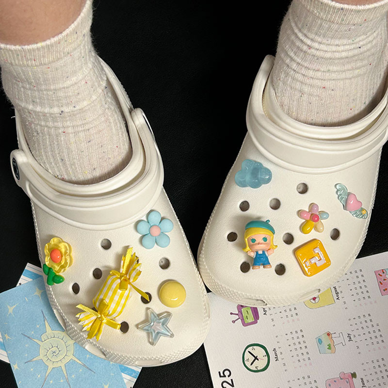 POP MART molly Phụ Kiện Giày DIY Trong Suốt, Trang Trí Giày Thích Hợp Cho CROCS, Có Thể Tháo Rời, Phong Cách Ins